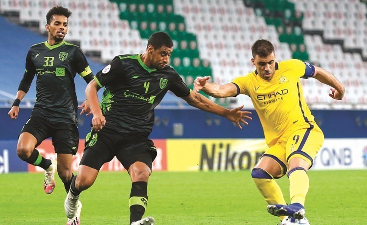 حمدالله يقود النصر لتخطي عقبة التعاون