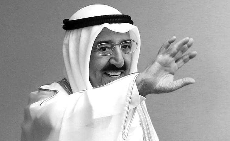 الدول العربية تنعى «حكيمها»: فقدنا زعيماً عظيماً من طراز فريد