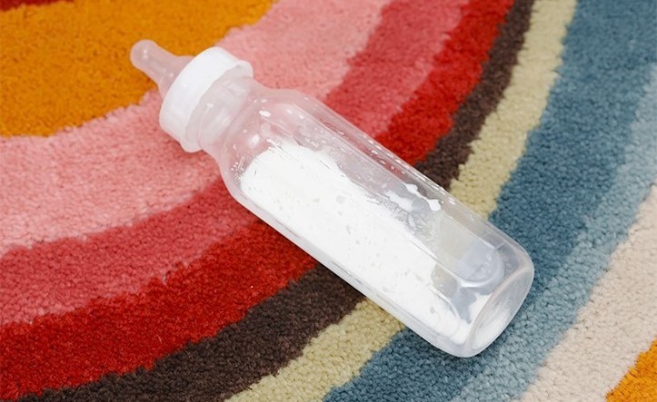 كمية كبيرة من الميكروبلاستيك تتأتى من زجاجات حليب الرضع