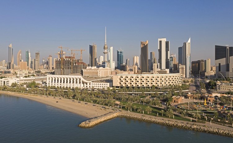 إصلاح الاقتصاد الكويتي.. يبدأ بوقف «الهدر» وينتهي بنظام ضريبي صارم