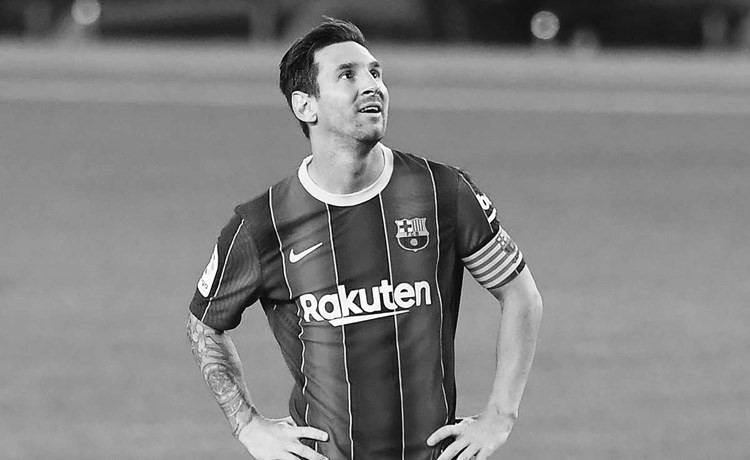 ميسي: لنضع الخلافات جانباً ونبني برشلونة