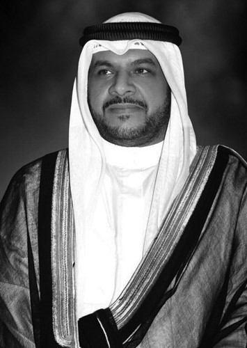 وزير الدفاع يهنئ صاحب السمو الأمير بمناسبة توليه مقاليد الحكم بالبلاد