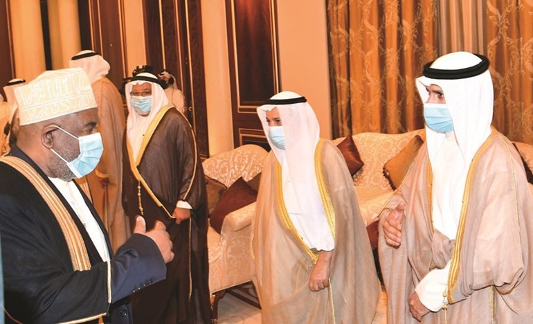  ومعزيا الشيخ علي الجراح ومحمد ضيف الله شرار