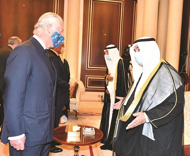 سمو الشيخ ناصر المحمد يتلقى تعزية من أمير ويلز