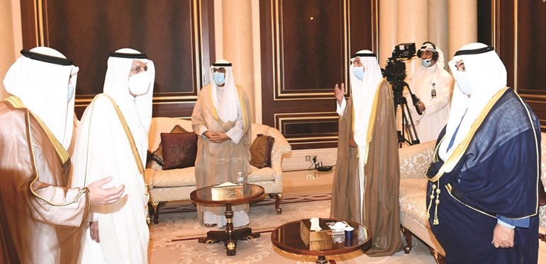 رئيس مجلس الشورى القطري معزيا الشيخ مشعل الأحمد والشيخ جابر العبدالله وسمو الشيخ ناصر المحمد
