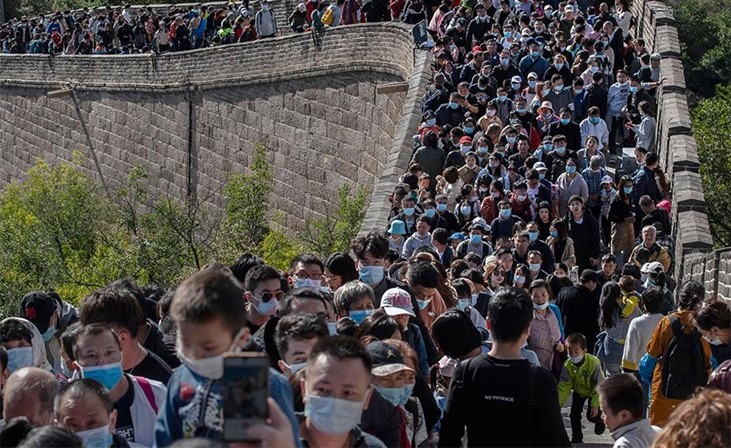 الصينيون يبدأون السفر من جديد خلال "الأسبوع الذهبي" وتوقعات بتسيير 600 مليون رحلة