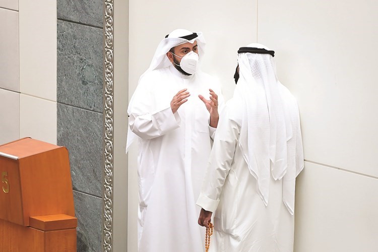 الشيخ د. باسل الصباح خلال الجلسة