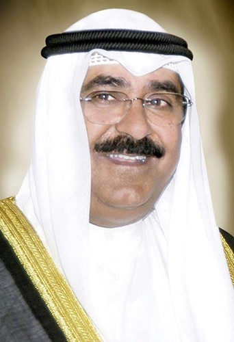 خادم الحرمين يهنئ سمو الشيخ مشعل الأحمد بتزكيته ولياً للعهد