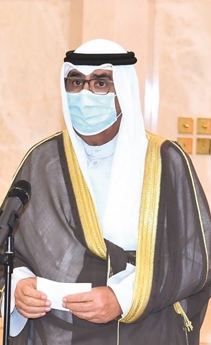 سمو ولي العهد الشيخ مشعل الأحمد يؤدي القسم