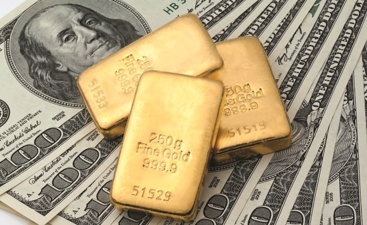 الذهب يقفز 2% بدعم من نزول الدولار