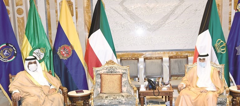 صاحب السمو مستقبلا الشيخ أحمد المنصور