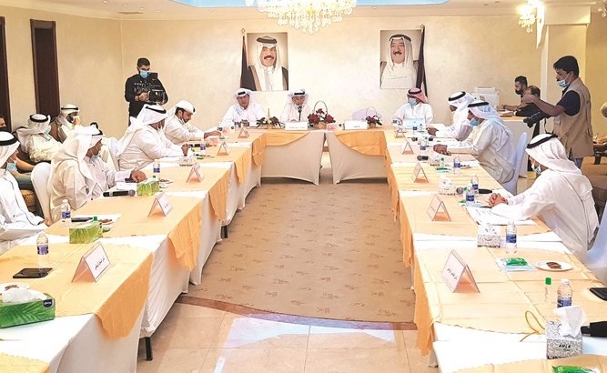 جانب من اجتماع الجمعية العمومية غير العادية
