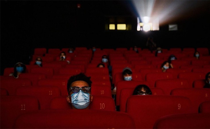 دور السينما تفتح أبوابها مجددا في بعض المناطق الهندية