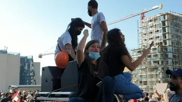 بالفيديو.. لبنان يحيي الذكرى الأولى لانطلاق تظاهرات غير مسبوقة مناهضة للسلطة
