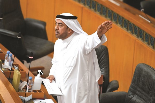 مرشح الدائرة الرابعة النائب علي الدقباسي