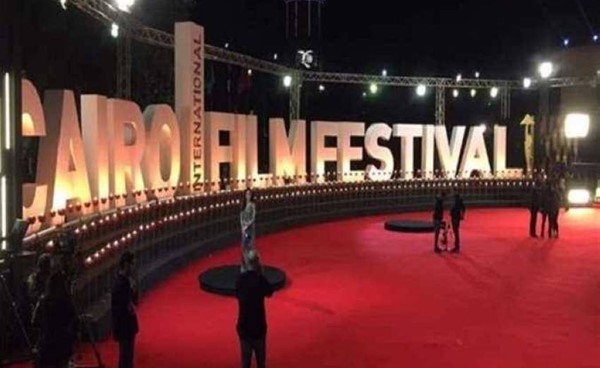 مهرجان القاهرة السينمائي يقلص أفلامه إلى النصف بسبب جائحة كورونا