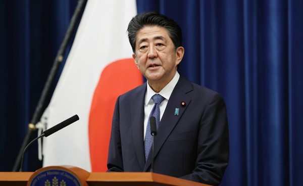 الادعاء الياباني يطلب استجواب شينزو آبي بشأن الإنفاق على حفلات عشاء بشكل غير قانوني