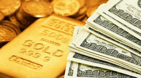 الذهب يرتفع مع اقتراب الدولار من أدنى مستوى في عامين ونصف العام
