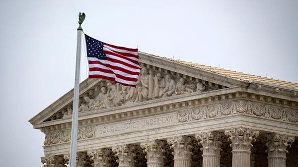 المحكمة العليا الأميركية ترفض محاولة تكساس لإلغاء نتائج الانتخابات