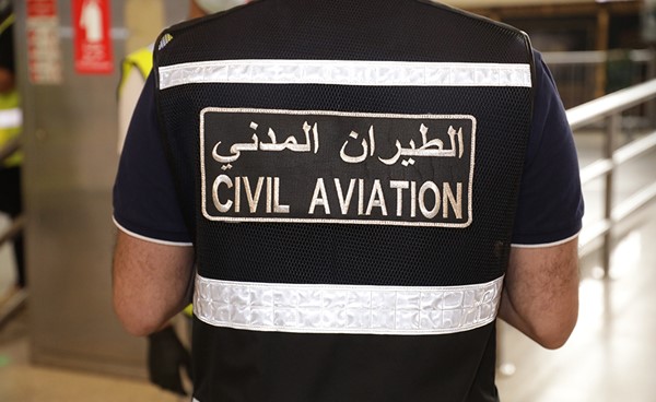 "الطيران المدني "يسمح للعالقين من عاملي القطاع الطبي الأهلي بالعودة للبلاد