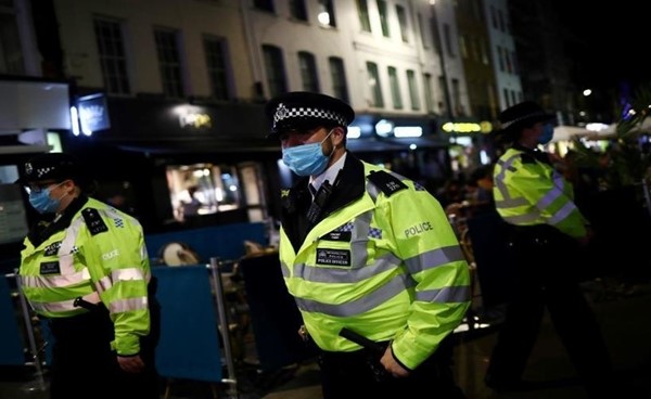 الشرطة البريطانية تنهي التحقيق مع نائب يشتبه في ارتكابه اعتداءات جنسية