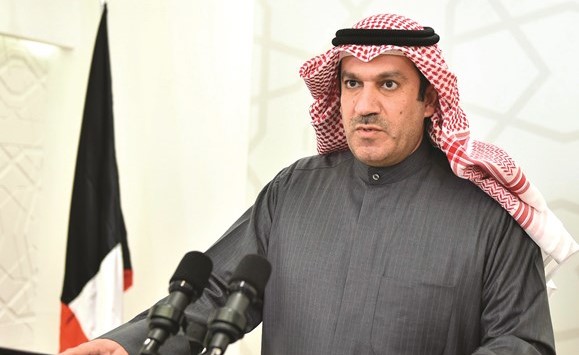 نائب رئيس مجلس الأمة أحمد الشحومي متحدثا