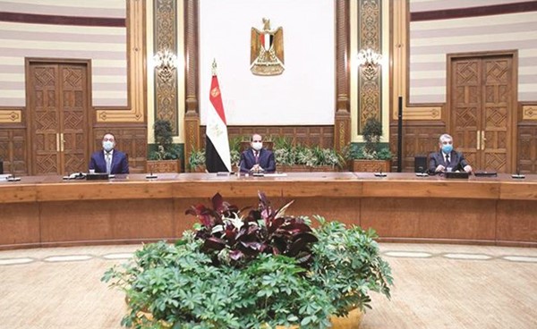 جانب من اجتماع الرئيس عبدالفتاح السيسي مع الرؤساء التنفيذيين لعدد من الشركات البلجيكية بحضور رئيس الحكومة وعدد من الوزراء والمسؤولين