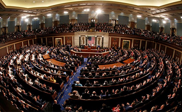 مجلس الشيوخ يقر بدستورية محاكمة ترامب واستمرارها بموافقة 56 عضوا ومعارضة 44