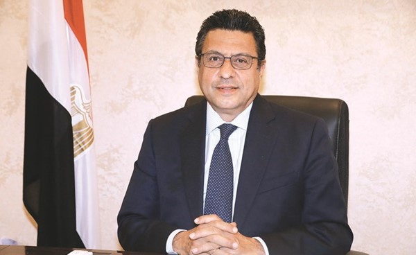 السفير المصري طارق القوني (زين علام)
