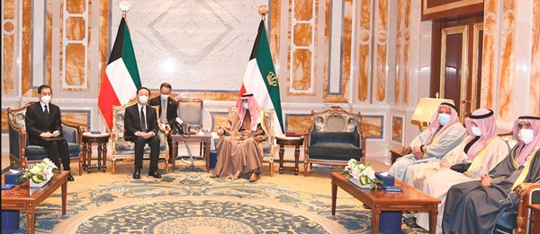 صاحب السمو الأمير مستقبلا رئيس مكتب الشؤون الخارجية للجنة المركزية في الحزب الشيوعي الصيني الحاكم