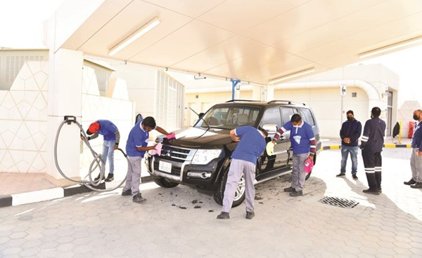 «البترول الوطنية» تدشن خدمة غسيل السيارات في محطتي «جابر الأحمد» و«صباح الأحمد»