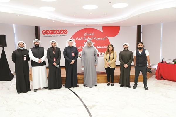 ياسر محمد وعبدالله الخطاف وفاطمة دشتي ود.يوسف الصليلي ومجبل الأيوب وناظم الغبرا وعبدالمحسن الفهد ويوسف الشمري