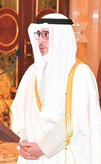 الشيخ د.أحمد ناصر المحمد خلال أداء القسم
