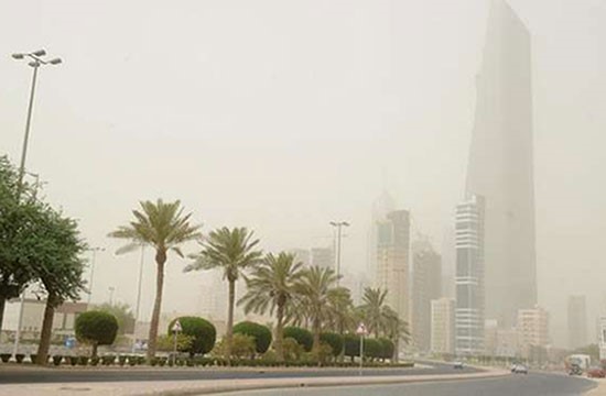 «الأرصاد»: طقس مائل للحرارة نهاراً وللبرودة ليلاً مع فرصة للغبار على المناطق المكشوفة