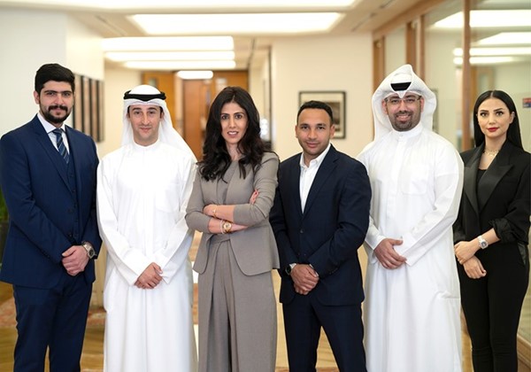 فريق إدارة الخدمات الاستثمارية في بنك الخليج