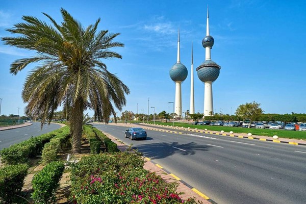 "الأرصاد": طقس مائل للحرارة ورياح مثيرة للغبار..و"العظمى": 33