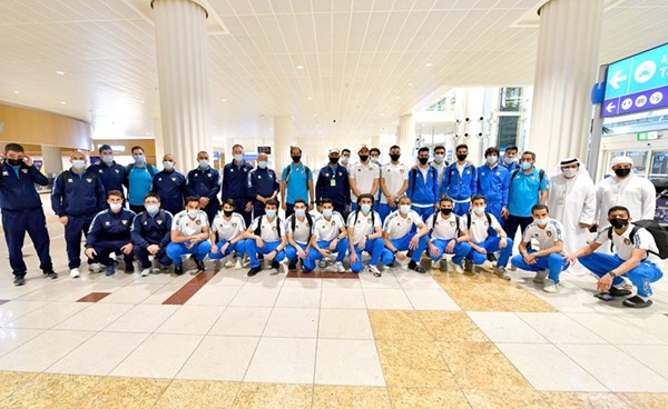 «الأزرق» يتدرب في دبي استعداداً لمواجهة لبنان