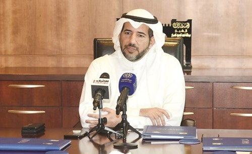 الشيخ عبدالله الأحمد خلال المؤتمر الصحافي(احمد علي)