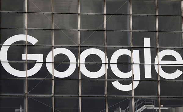 استقالة مدير جوجل للذكاء الاصطناعي بعد إقالة اثنين من كبار الباحثين