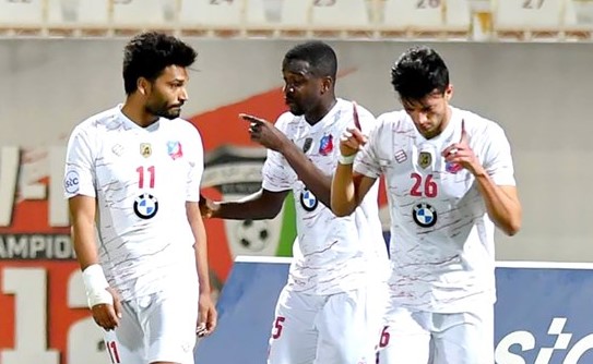 «الأبيض» و«الأمعري» ينتظران موافقة «الآسيوي» للعب في الكويت