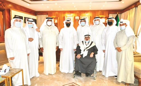 وزير الإعلام والثقافة و«الشباب» يخصص مقراً دائماً لجمعية الفنانين الكويتيين