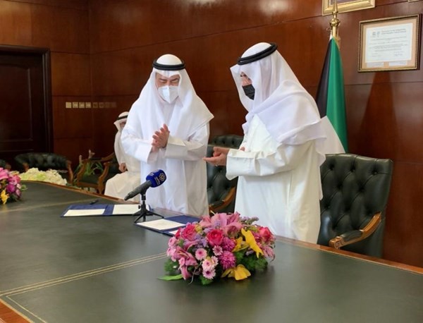 توقيع مذكرة تفاهم بين المجلس الوطني ورابطة الأدباء