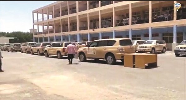 سيارات عسكرية لنقل الاختبارات