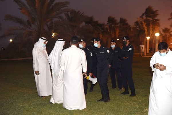 وقفة تضامنية في «الإرادة» للمطالبة بـ «العفو الشامل» عن المهجّرين