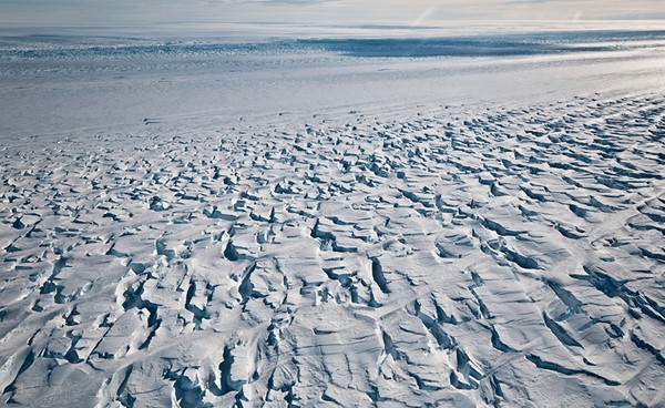 مسؤول البعثة القطبية: العالم قد يكون تجاوز نقطة تحول لا رجعة فيها نحو الاحترار