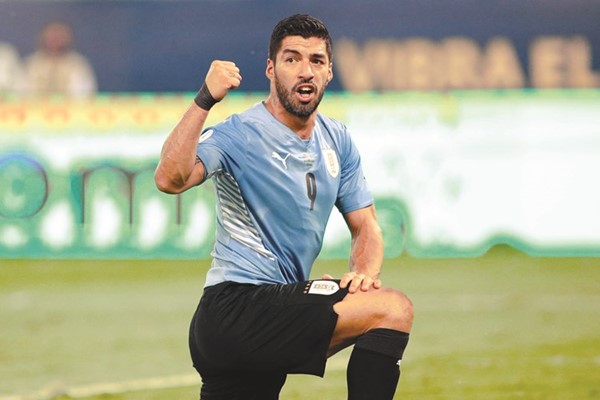 «التانغو» للدفاع عن القمة والأوروغواي لتجنب البرازيل
