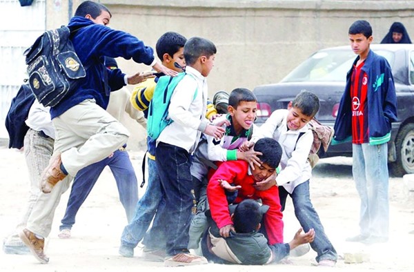 صورة عن السلوك العدواني لدى بعض الأطفال