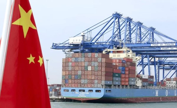 %32 قفزة بالصادرات والواردات الصينية.. مع تخفيف قيود «كورونا»