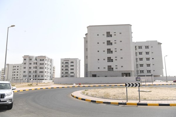 إطلاق مشاريع لتطوير طرق مدينة جابر الأحمد السكنية