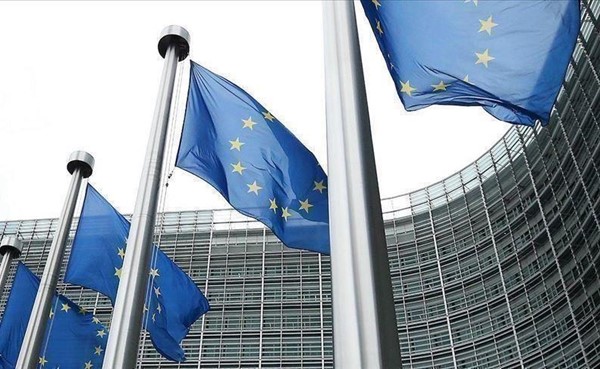 المفوضية الأوروبية تقترح مسودة تفويض جديدة مع المملكة المتحدة بشأن جبل طارق